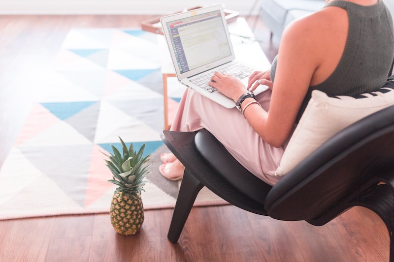 Cassandra Le, The Quirky Pineapple Studio - Blogger and Copywriter in Madrid, Spain